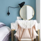 典型简洁北欧风卧室梳妆台设计
