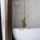 《58层的家》小户型现代卫浴设计图