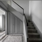 260平复式——楼梯图片